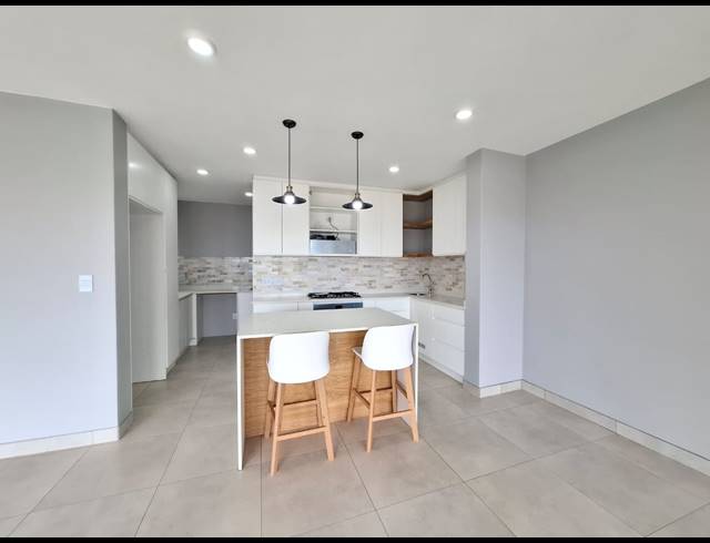 2 BEDROOM TOWNHOUSE FOR SALE IN SHAKAS ROCK